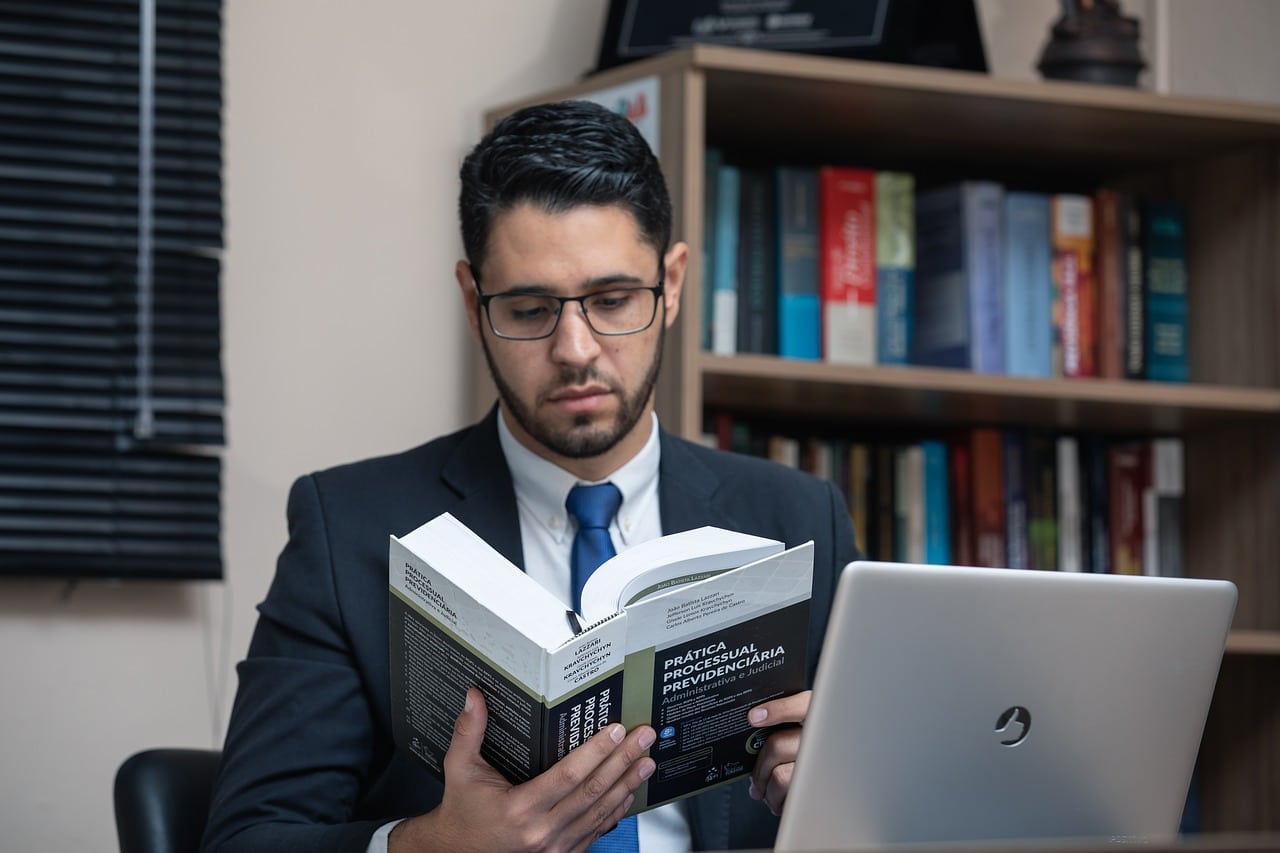 Asesoria en derecho laboral: Funciones de un abogado laboral en tu empresa