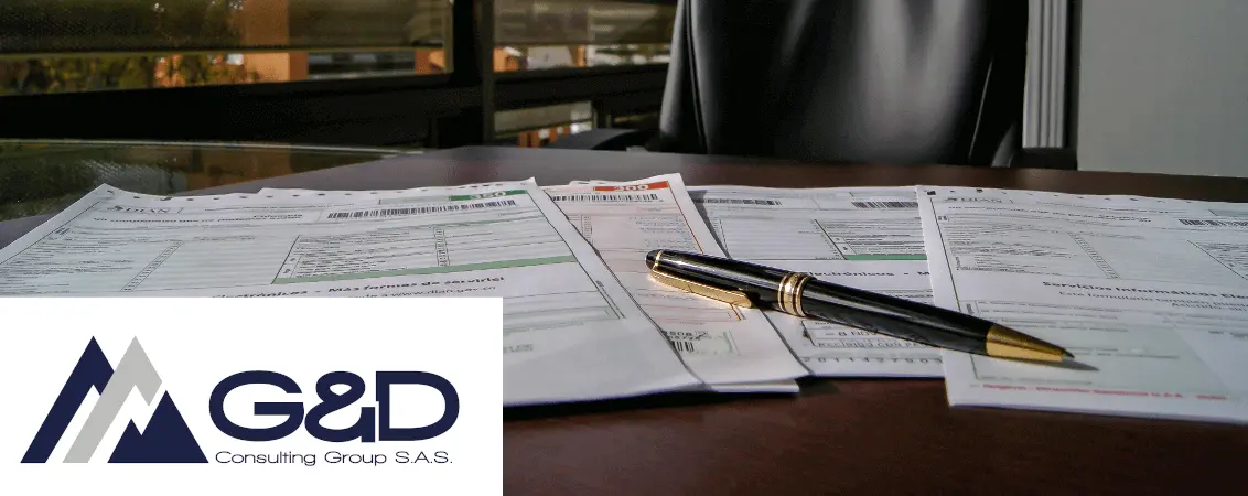 Firma de outsourcing contable proporcionando servicios profesionales en su oficina en Bogotá, Colombia